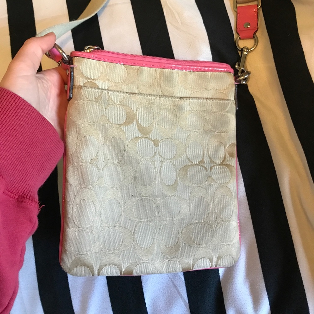 Coach Crossbody - Picture 3 of 6