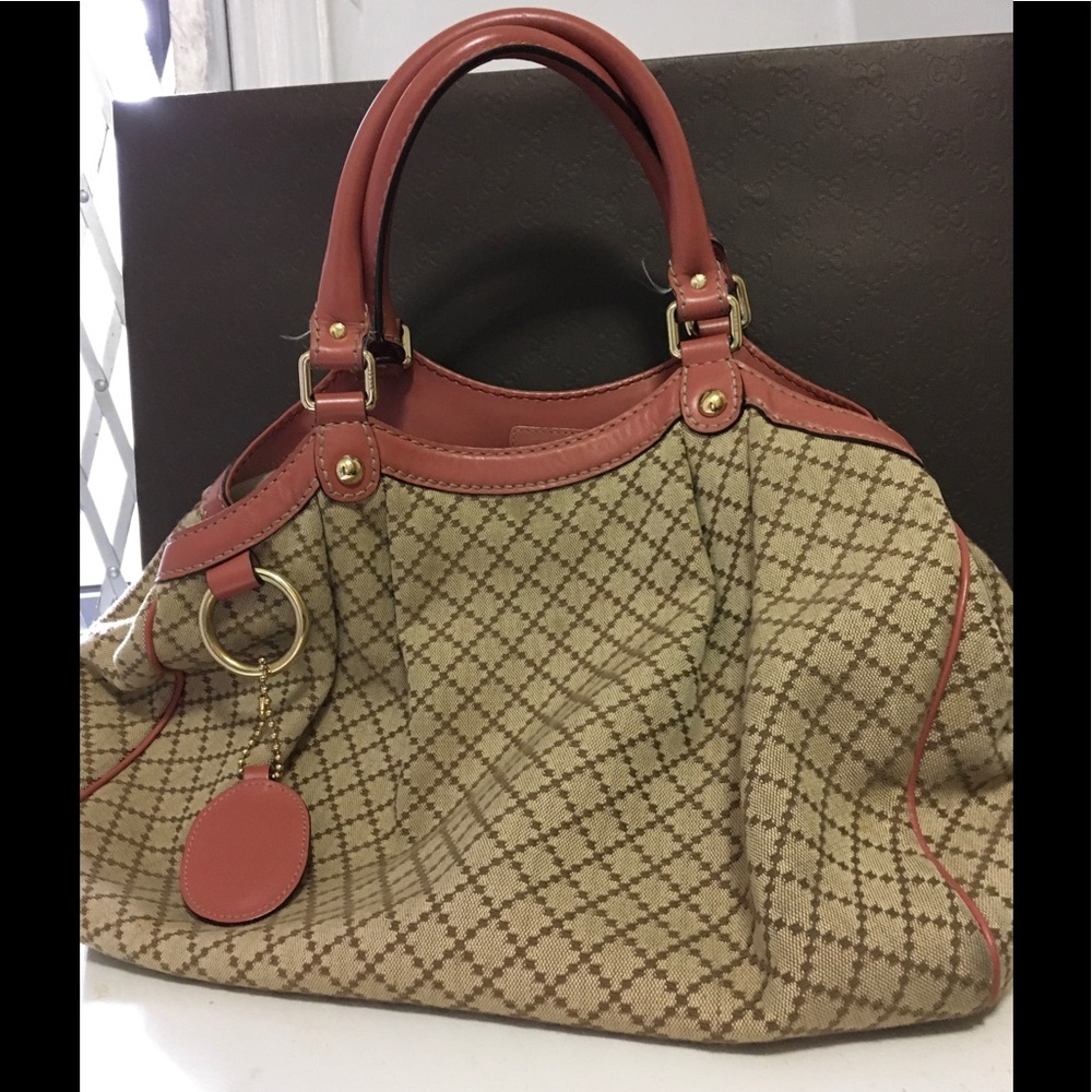 Authentic Gucci sukey tote