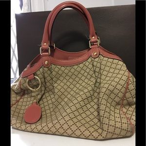 Authentic Gucci sukey tote