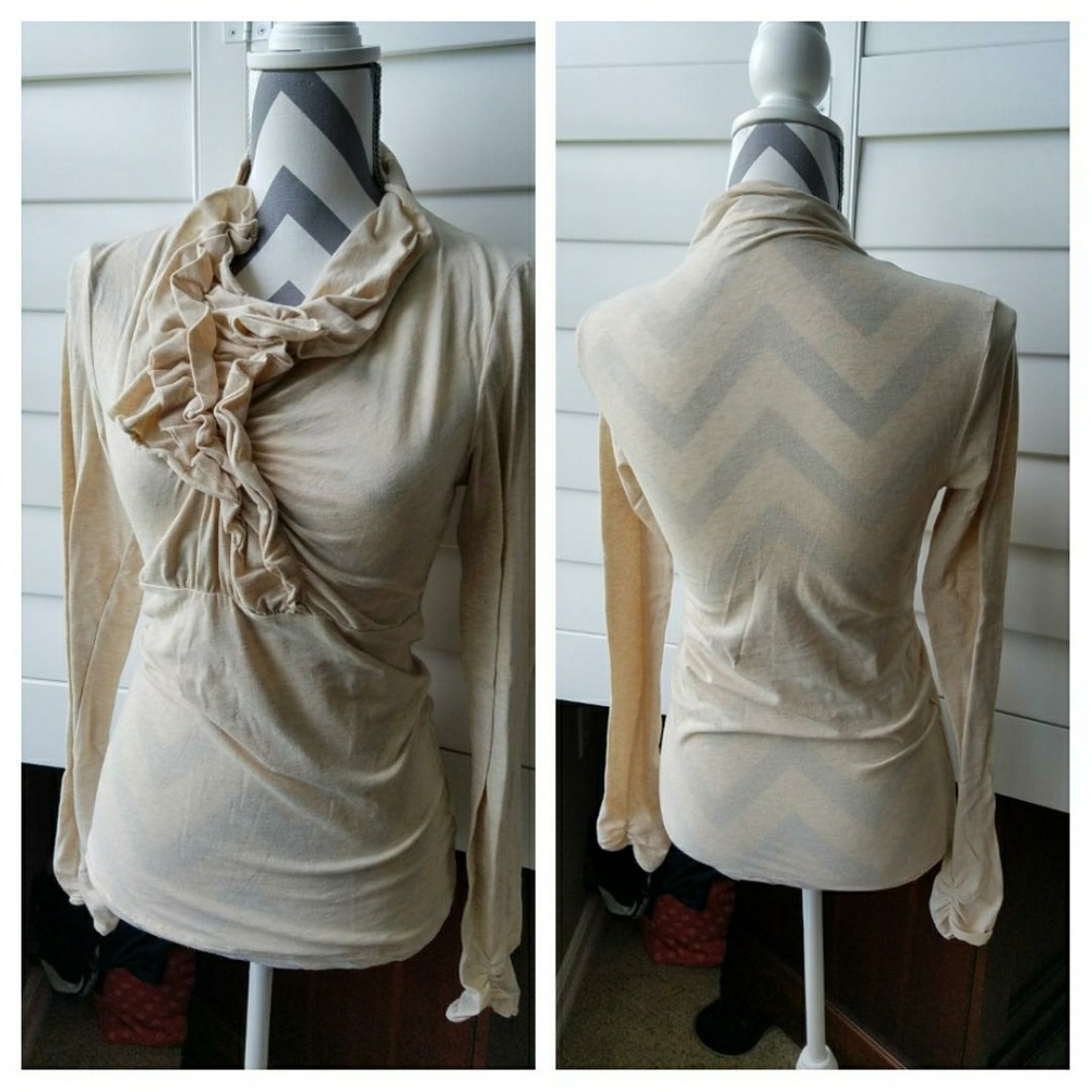 CAbi Heathered Cream Asymmetric Ruffled Top