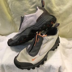 Woman’s Nike Sneakers