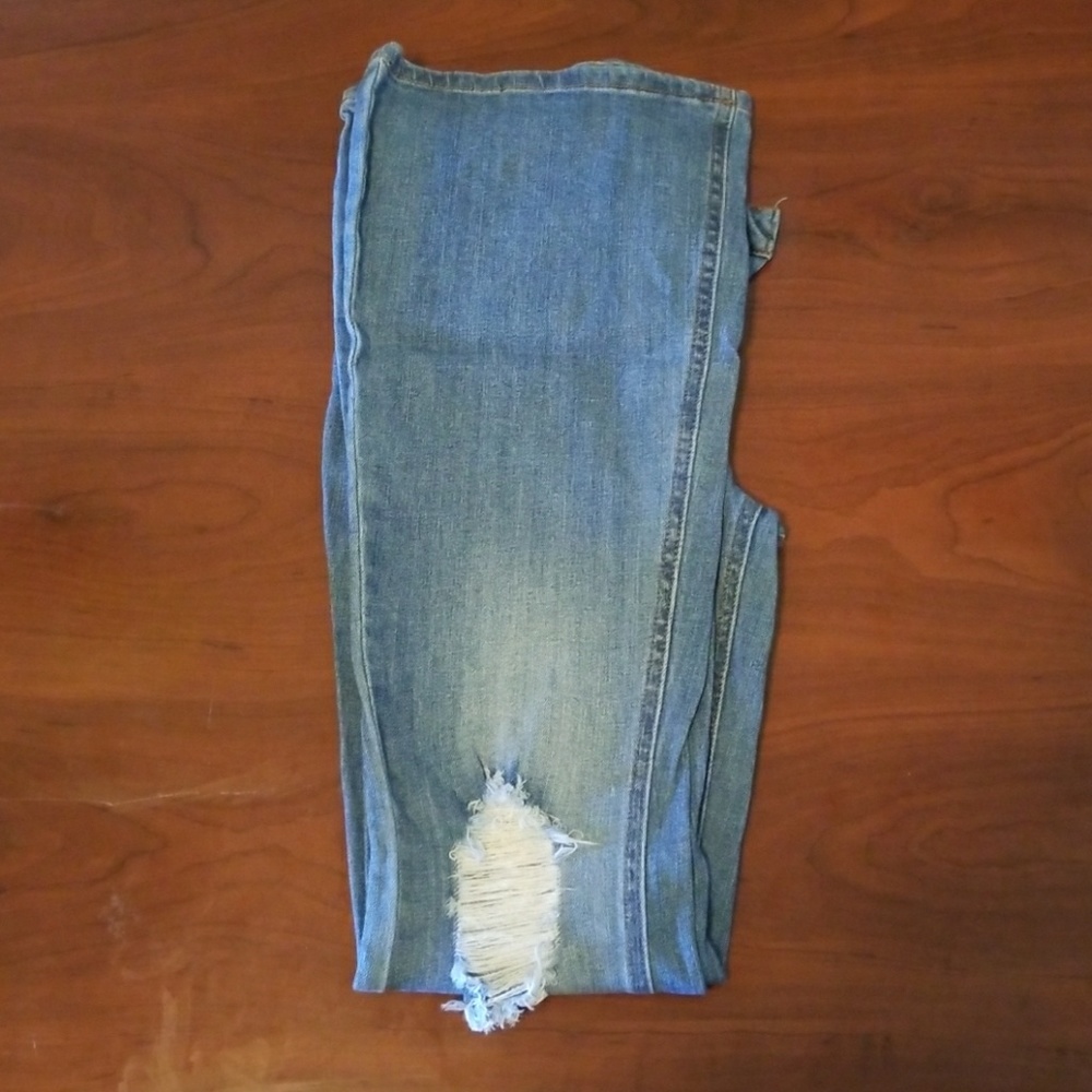 Jeans - Picture 2 of 4