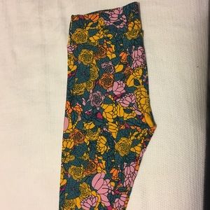 LuLaRoe TC floral leggings.Brand new, never worn.