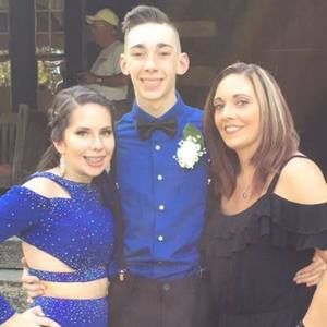 Meet your Posher, Todd