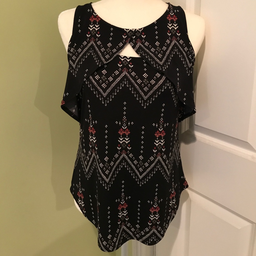 Sleeveless Shirt