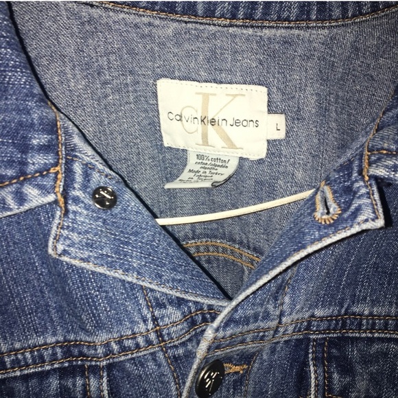 Super cute Jean jacket! - Picture 2 of 4