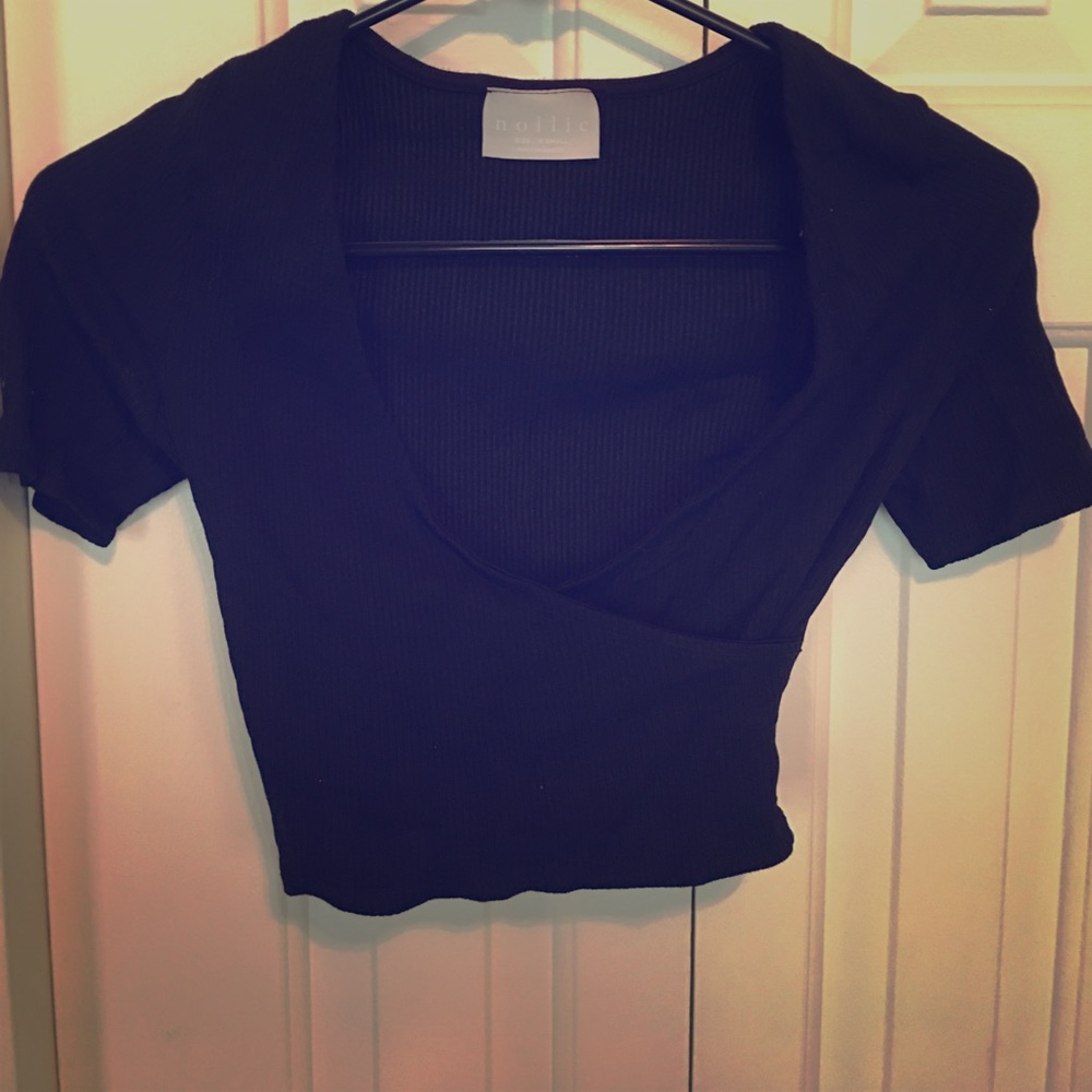 Black crop top