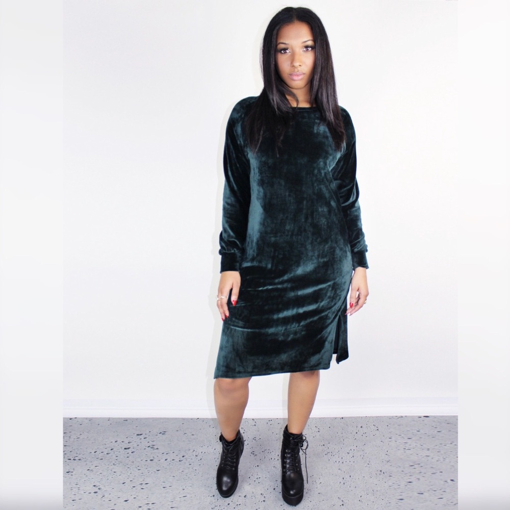 Oversized Velvet Dress