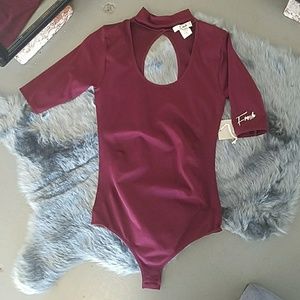 Choker bodysuit 3 left!! Size med