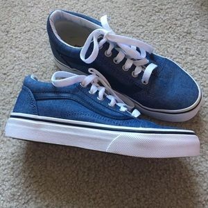 NEW Children’s Vans Sz 2