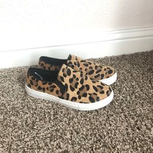 Like new Cotton On leopard slip-on sneaker size 7
