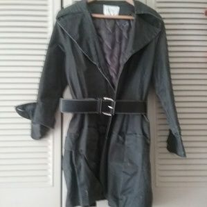 New MaxMara Coat W Belt