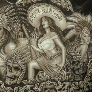 Meet your Posher, Esther