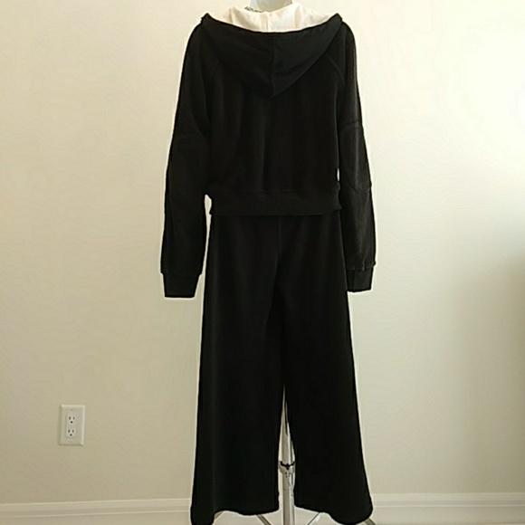 bebe 2pc. Jogging Suit - Picture 6 of 7