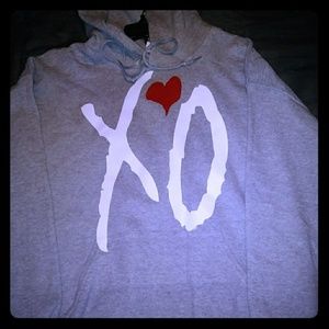 Grey X&O sweatshirt