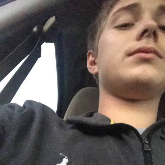 Meet your Posher, Kyle - Picture 1 of 1