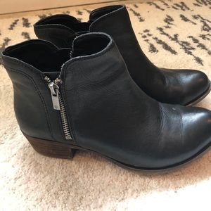 Lucky Ankle Boots