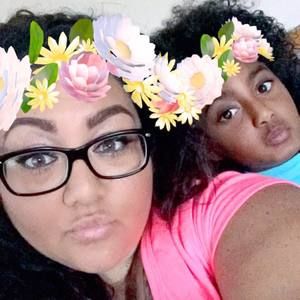 Meet your Posher, Mariko