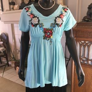 Bella Carra embroidered top