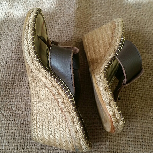 Burberry  wedges - Picture 3 of 8