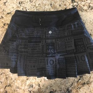 Lululemon tennis skirt Size 4