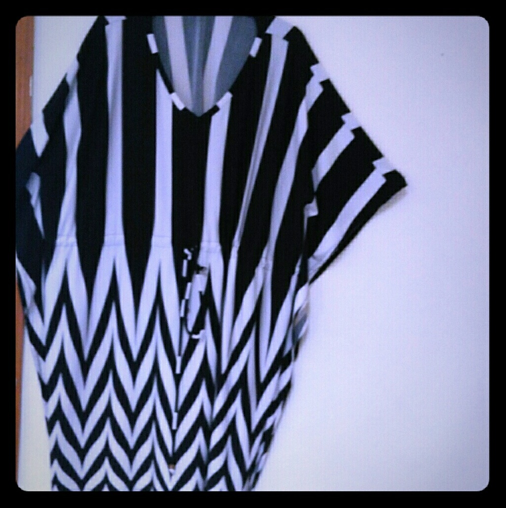Full Figure mini dress/ Dressy top
