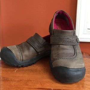Women’s Keen slip on shoe