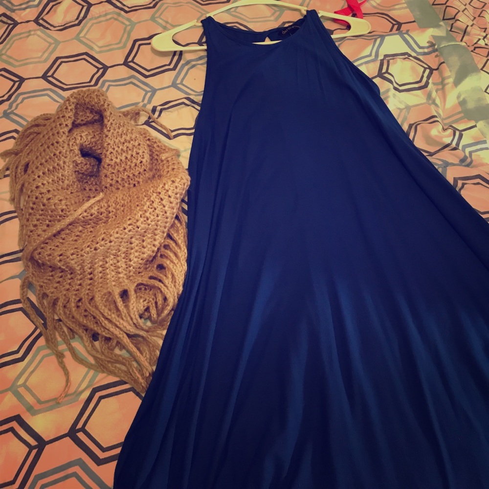 Dress/with scarf only worn once.