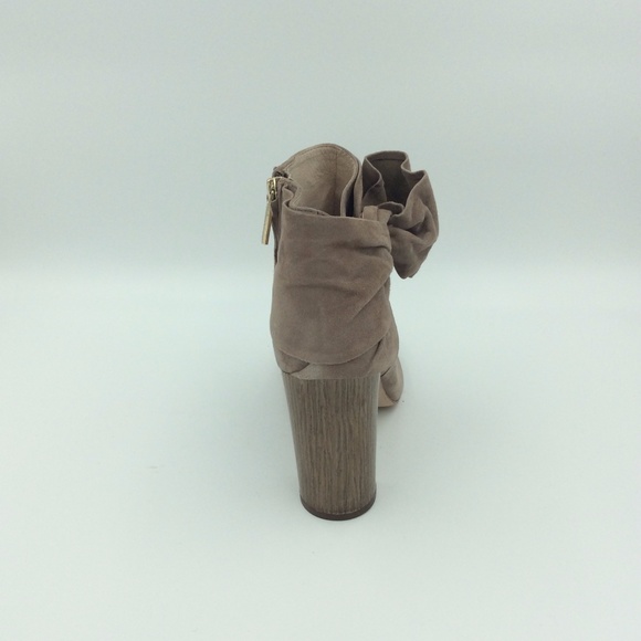New Louise Et Cie Theron Knotted Bootie - Picture 5 of 5