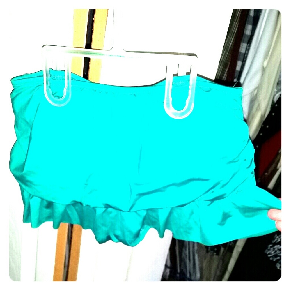 Flirty Swim Skirt!