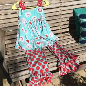 Jelly The Pug "love" Lily tunic and ruffle pants.