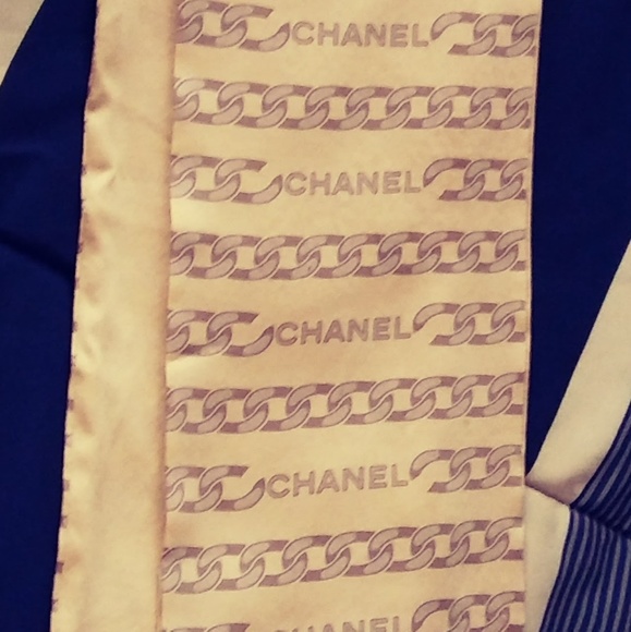 CHANNEL 100% SILK SCARF! LOGO CD L@@K!! - Picture 1 of 4