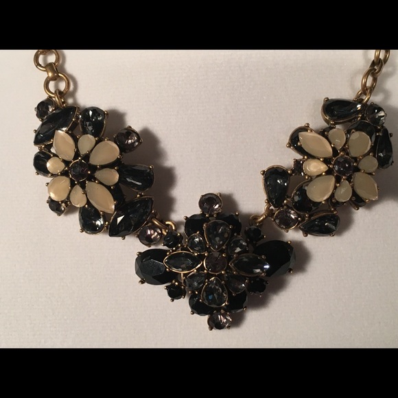 J Crew Necklace - Picture 2 of 3