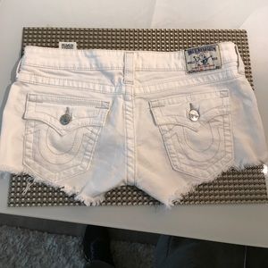 True religion Jean shorts size 28