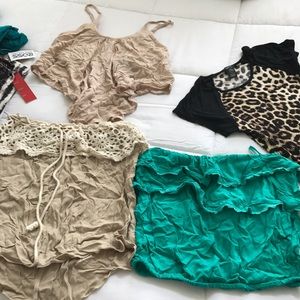 Crop tops/blouses