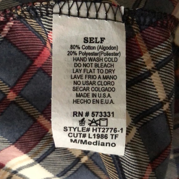 💕Adorable Burgundy Navy Cream Top💕 - Picture 2 of 6