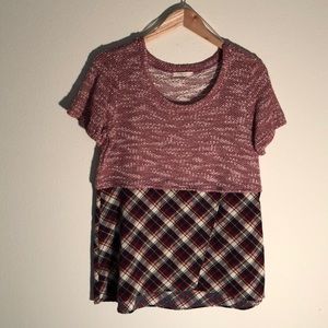 Tops - ❤️Adorable Burgundy Navy Cream Top❤️ Tops - ❤️Adorable Burgundy Navy Cream Top❤️