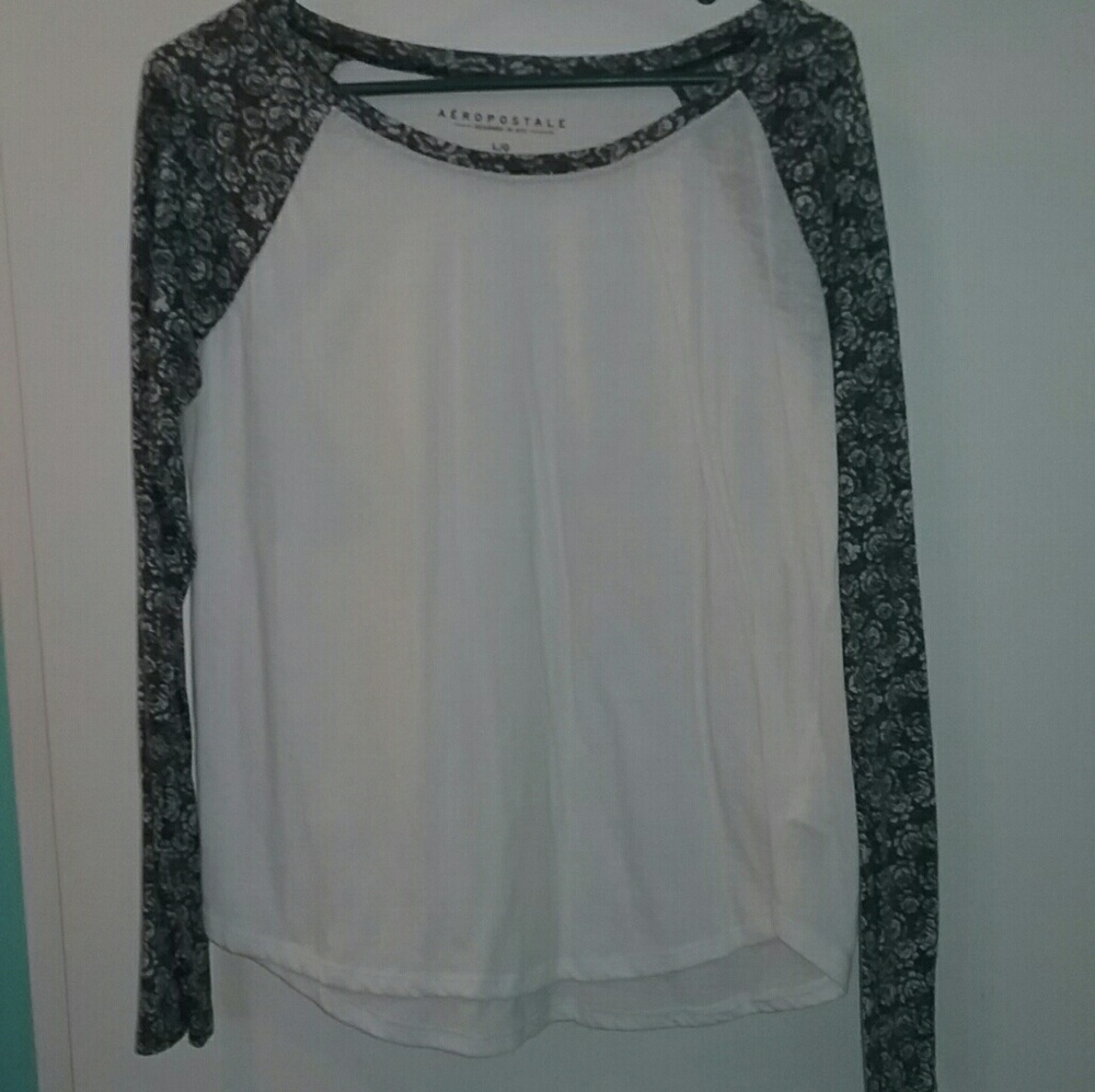 White long sleeve tee with rose sleeves