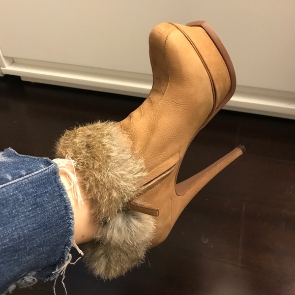 YSL Tribute Boots with Rabbit Fur trim - Picture 4 of 8