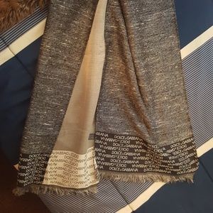 DOLCE & GABANNA 100% SILK SCARF! BLACK AND CREAM!