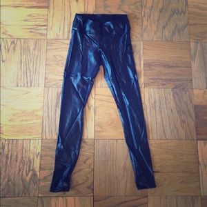 Shiny koral brand leggings
