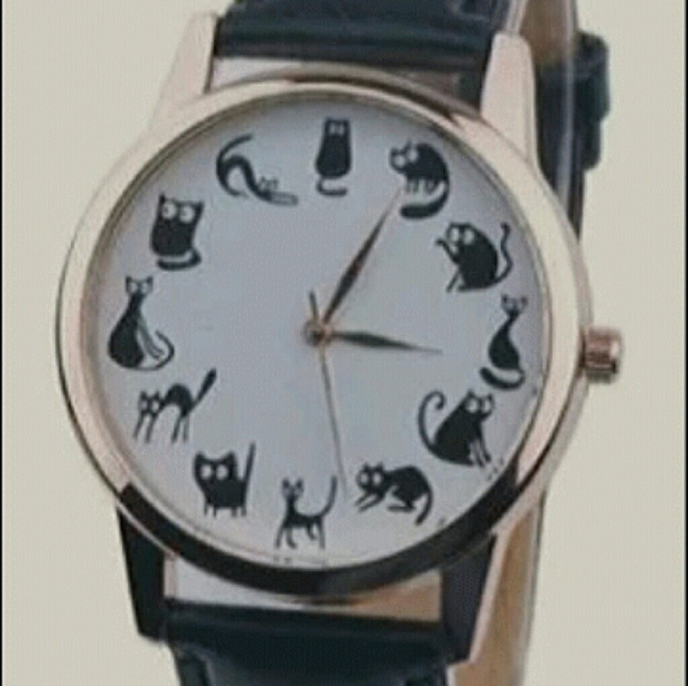 🚨Price Drop🔻Black kitty cat 🐈 watch