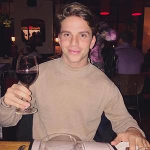 Meet your Posher, Jon