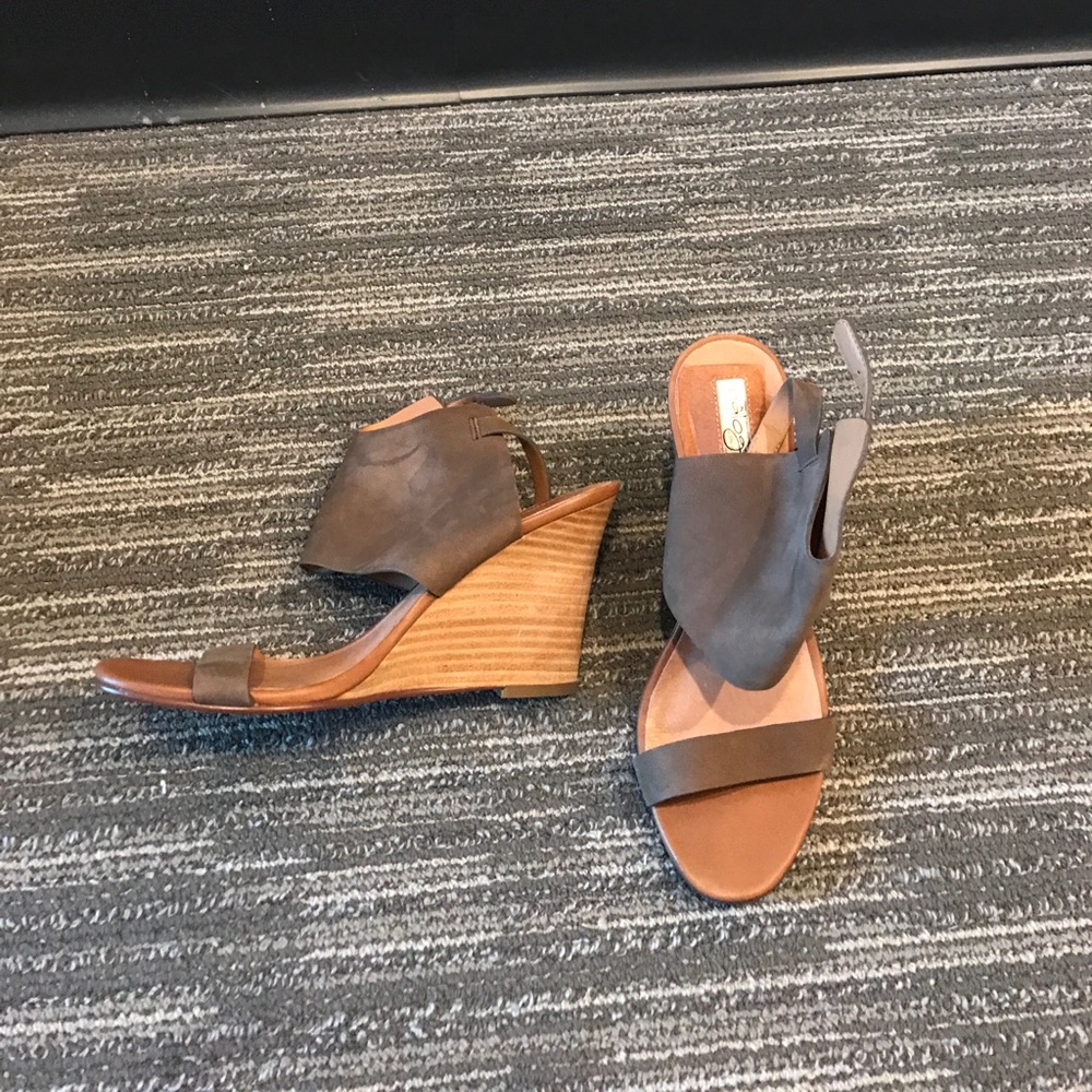 wedge shoes