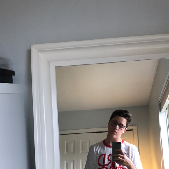 Meet your Posher, Ronnie - Picture 1 of 1