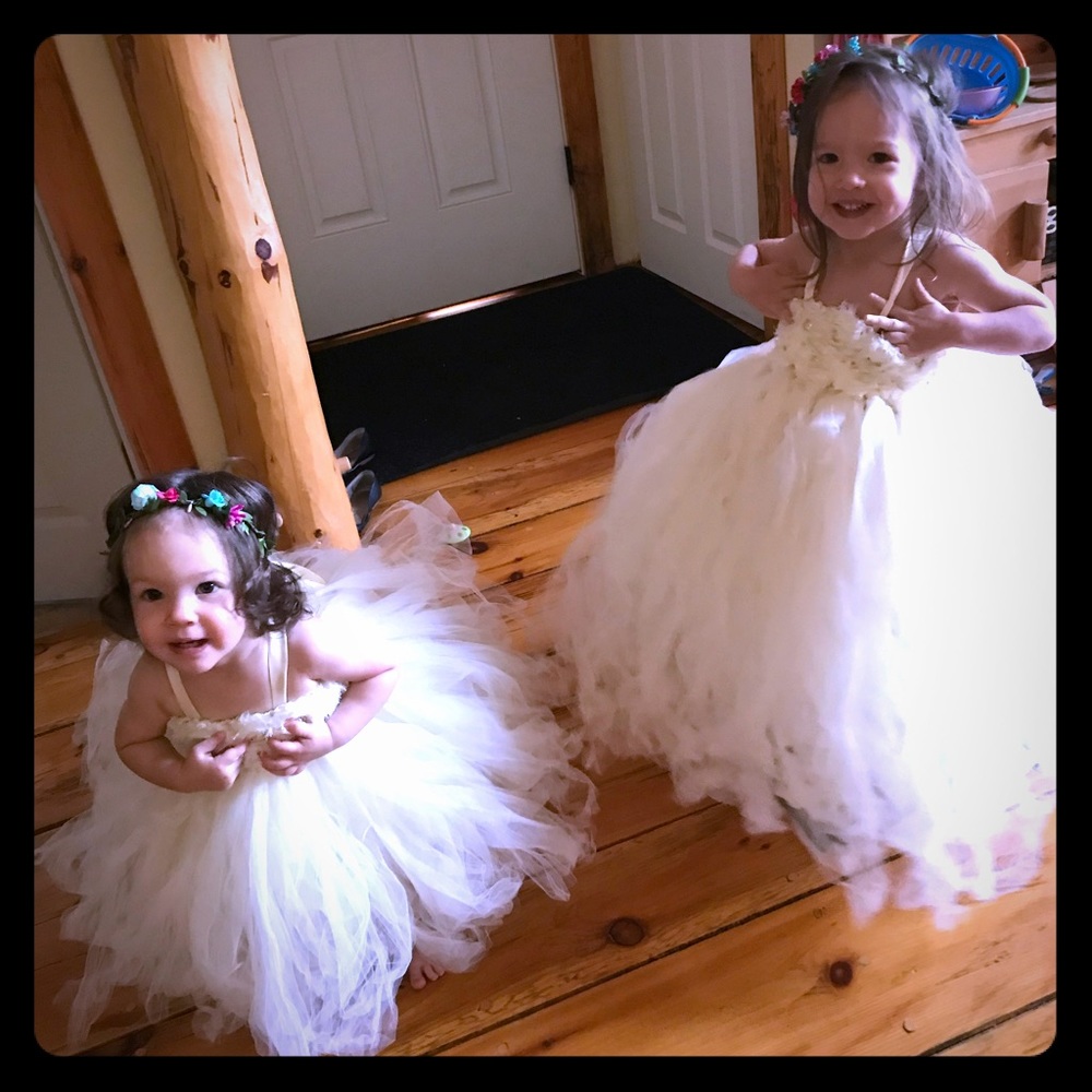 Poofy flower girl, princess dress