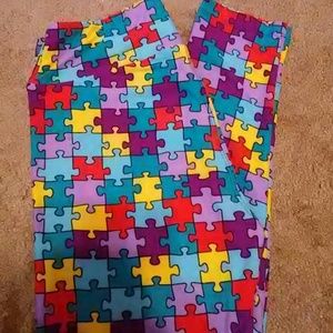 Brand new lularoe one size autism leggings