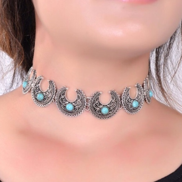 Boho Antique Silver Crescent Turquoise necklace - Picture 4 of 4