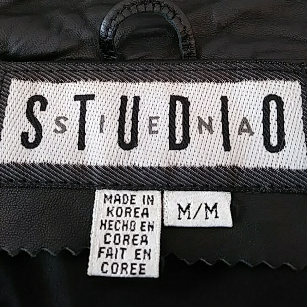 Belted Black Leather Vest - Picture 6 of 7