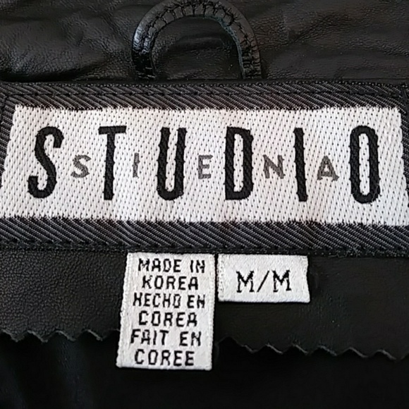 Belted Black Leather Vest - Picture 6 of 7